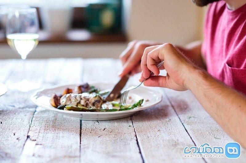 روش هایی برای آرام غذا خوردن