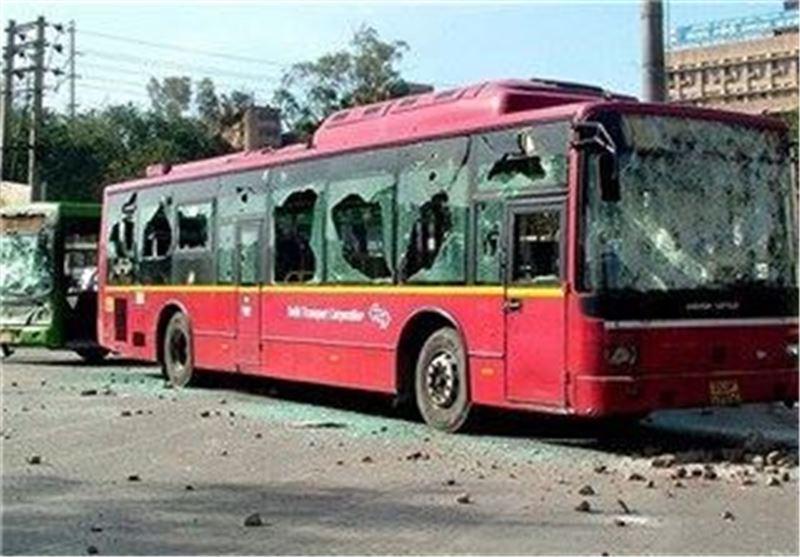 اعتراضات خشونت آمیز دهلی نو را دربر گرفت اعتراضات خشونت آمیز دهلی نو را دربر گرفت
