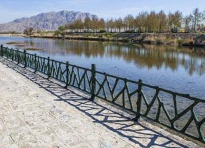 حاشیه زاینده رود در چلوان چهارمحال و بختیاری ساحل سازی می گردد
