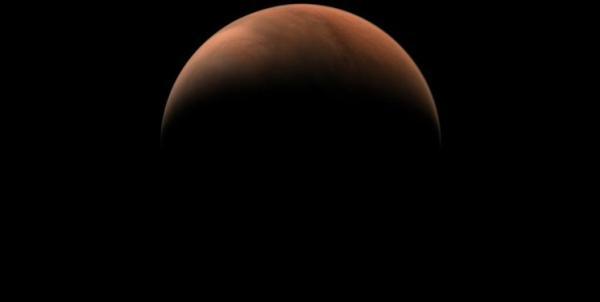 سلفی مریخ نورد استقامت از سیاره سرخ