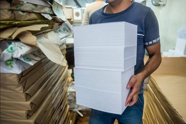 برخورد با گران فروشان کاغذ احتیاج به هماهنگی نهادهای مختلف دارد